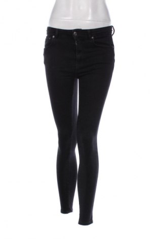 Dámské džíny  Pull&Bear, Velikost S, Barva Černá, Cena  367,00 Kč