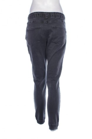 Blugi de femei Reserved, Mărime M, Culoare Negru, Preț 78,79 Lei