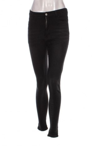 Damskie jeansy SHEIN, Rozmiar M, Kolor Czarny, Cena 43,99 zł