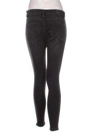 Dámske džínsy  Stradivarius, Veľkosť M, Farba Čierna, Cena  14,95 €