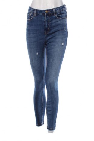 Damskie jeansy Stradivarius, Rozmiar M, Kolor Niebieski, Cena 34,99 zł