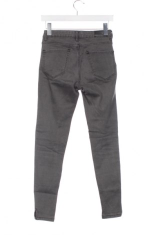Dámske džínsy  Stradivarius, Veľkosť S, Farba Sivá, Cena  16,95 €