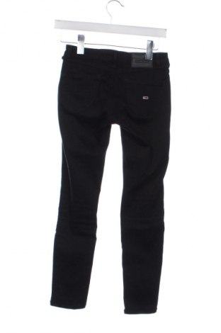 Дамски дънки Tommy Jeans, Размер S, Цвят Черен, Цена 75,99 лв.