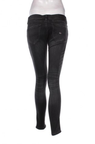 Damskie jeansy Tommy Jeans, Rozmiar M, Kolor Czarny, Cena 176,72 zł