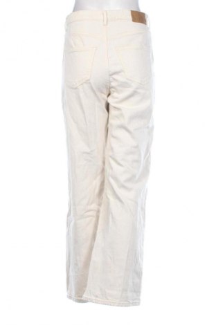 Damskie jeansy Vero Moda, Rozmiar S, Kolor ecru, Cena 215,99 zł