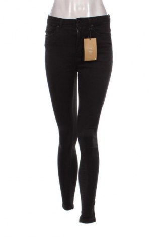 Damskie jeansy Vero Moda, Rozmiar S, Kolor Czarny, Cena 111,99 zł
