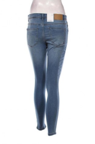 Дамски дънки Vero Moda, Размер M, Цвят Син, Цена 51,99 лв.