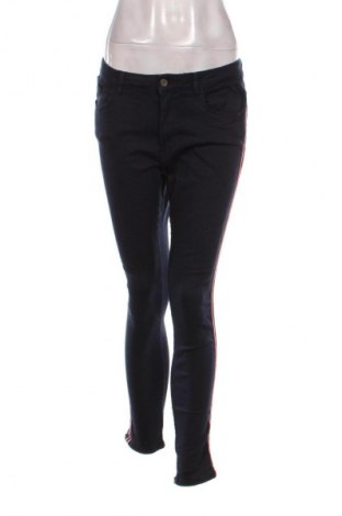 Damskie jeansy Zara, Rozmiar L, Kolor Niebieski, Cena 35,99 zł