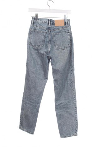 Blugi de femei Zara, Mărime XXS, Culoare Albastru, Preț 73,36 Lei