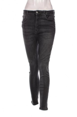 Дамски дънки Zara, Размер XL, Цвят Черен, Цена 27,99 лв.
