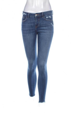 Blugi de femei Zara, Mărime S, Culoare Albastru, Preț 73,97 Lei