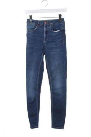 Γυναικείο Τζίν Zara, Μέγεθος XS, Χρώμα Μπλέ, Τιμή 13,81 €