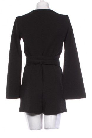 Kurzer Damenoverall Bershka, Größe M, Farbe Schwarz, Preis 22,99 €