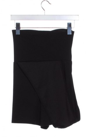 Damski krótki kombinezon Pretty Little Thing, Rozmiar XS, Kolor Czarny, Cena 92,00 zł