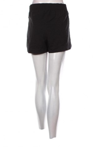 Dámske kraťasy  Adidas, Veľkosť XXL, Farba Čierna, Cena  8,95 €