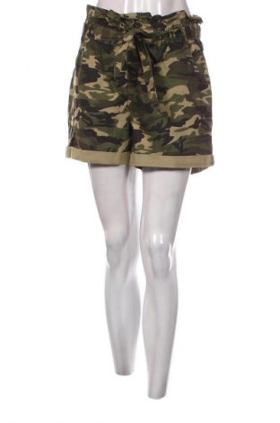 Damen Shorts Almost Famous, Größe XL, Farbe Mehrfarbig, Preis 9,99 €