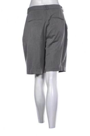 Pantaloni scurți de femei Amisu, Mărime S, Culoare Gri, Preț 55,10 Lei