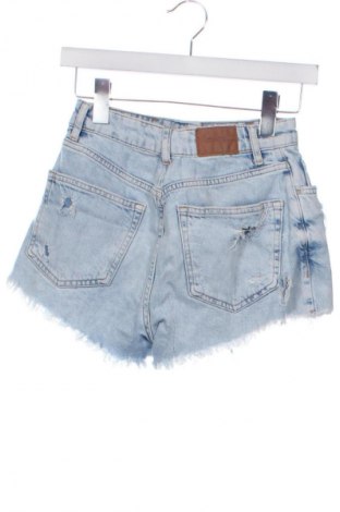 Női rövidnadrág Bershka, Méret XXS, Szín Kék, Ár 4 022 Ft