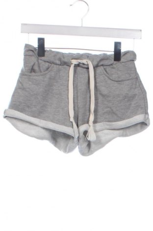 Damen Shorts Bershka, Größe XS, Farbe Grau, Preis € 8,99