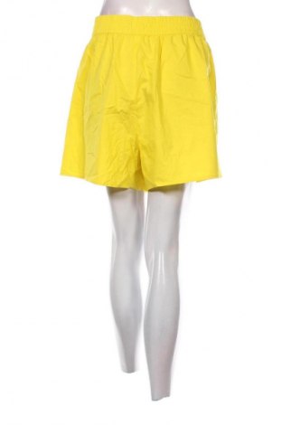 Damen Shorts Express, Größe XXL, Farbe Gelb, Preis 35,99 €