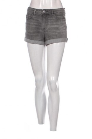 Damen Shorts H&M, Größe S, Farbe Grau, Preis 9,72 €