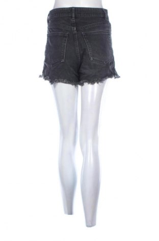 Damskie szorty H&M, Rozmiar S, Kolor Czarny, Cena 43,68 zł