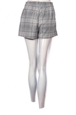 Dámské kraťasy  H&M Divided, Velikost S, Barva Vícebarevné, Cena  309,00 Kč