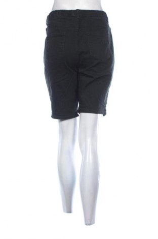 Damen Shorts Janina, Größe XL, Farbe Schwarz, Preis 9,72 €
