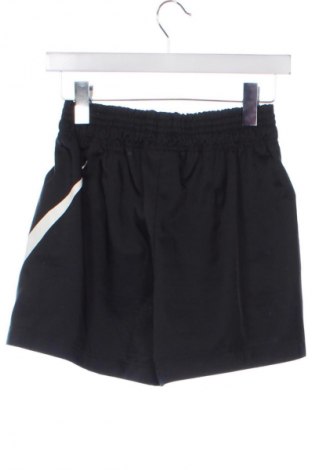 Pantaloni scurți de femei Nike, Mărime XS, Culoare Negru, Preț 84,99 Lei