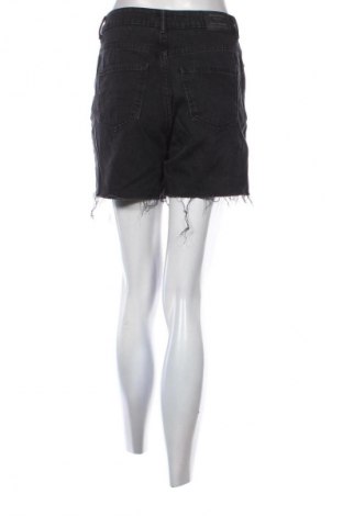 Pantaloni scurți de femei Pimkie, Mărime S, Culoare Negru, Preț 51,62 Lei