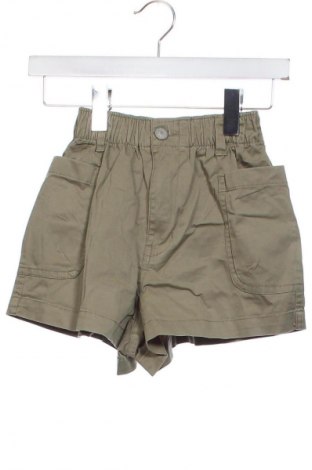 Damen Shorts Pull&Bear, Größe XS, Farbe Grün, Preis € 13,99