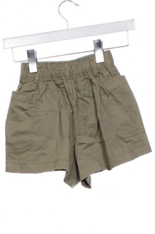 Damen Shorts Pull&Bear, Größe XS, Farbe Grün, Preis € 13,99
