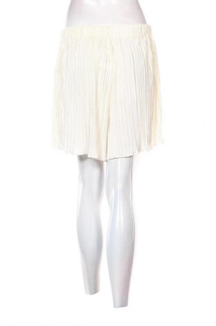 Damen Shorts Showpo, Größe XL, Farbe Weiß, Preis € 17,99