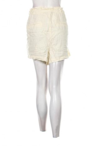 Pantaloni scurți de femei Target, Mărime XXL, Culoare Galben, Preț 79,99 Lei