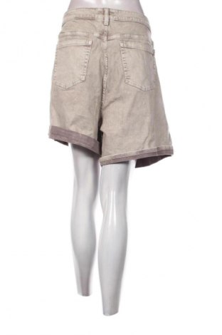 Női rövidnadrág Torrid, Méret 3XL, Szín Szürke, Ár 5 199 Ft