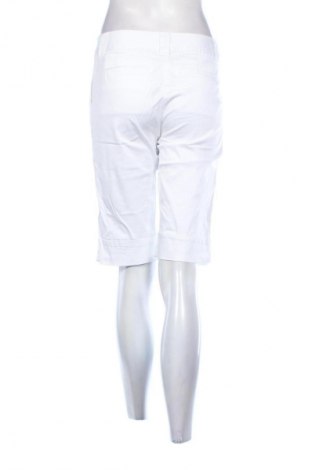 Pantaloni scurți de femei Unbranded, Mărime M, Culoare Alb, Preț 51,62 Lei