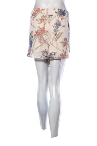 Damskie szorty Vero Moda, Rozmiar XXL, Kolor Kolorowy, Cena 46,45 zł