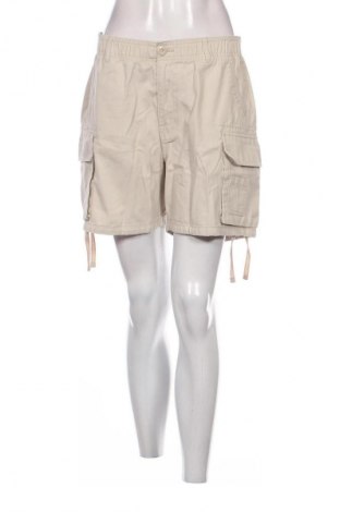 Damen Shorts Xside, Größe L, Farbe Ecru, Preis 9,72 €