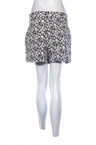 Pantaloni scurți de femei Zara, Mărime M, Culoare Multicolor, Preț 54,34 Lei