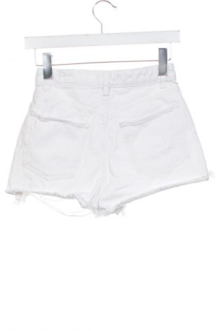 Дамски къс панталон Zara, Размер XS, Цвят Бял, Цена 30,20 лв.