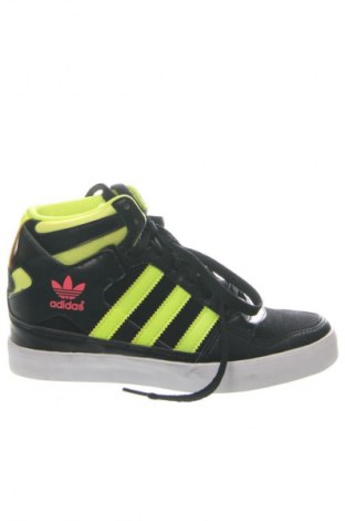 Încălțăminte de damă Adidas Originals, Mărime 36, Culoare Multicolor, Preț 142,99 Lei