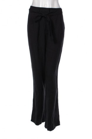 Damenhose Amisu, Größe M, Farbe Schwarz, Preis 39,39 €