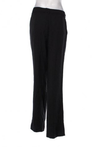 Damenhose Amisu, Größe M, Farbe Schwarz, Preis 39,39 €