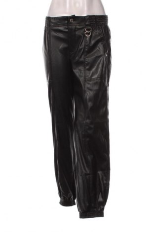 Dámske nohavice Bershka, Veľkosť M, Farba Čierna, Cena  16,95 €