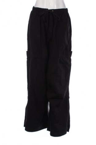 Dámske nohavice Bershka, Veľkosť XL, Farba Čierna, Cena  24,12 €