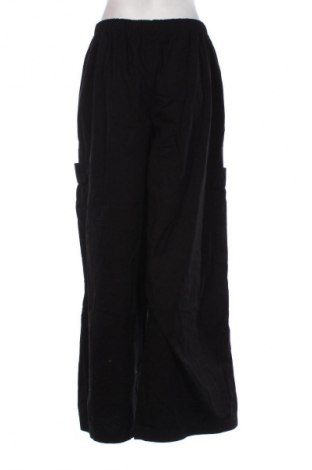 Dámske nohavice Bershka, Veľkosť XL, Farba Čierna, Cena  24,12 €