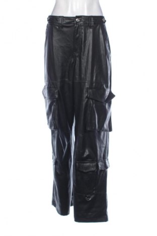 Damenhose Bershka, Größe L, Farbe Schwarz, Preis 14,71 €