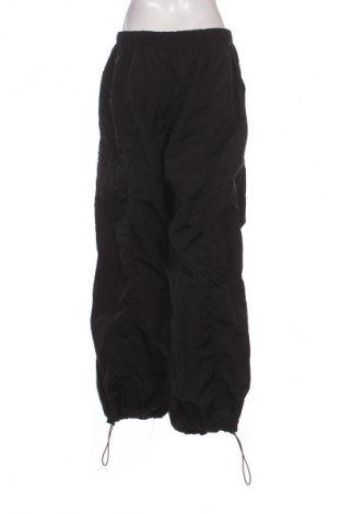 Damenhose Bershka, Größe L, Farbe Schwarz, Preis € 15,53