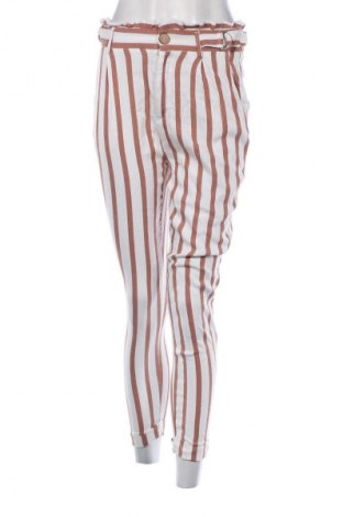 Pantaloni de femei Bershka, Mărime M, Culoare Multicolor, Preț 79,45 Lei