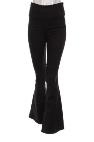 Dámské kalhoty  Gina Tricot, Velikost M, Barva Černá, Cena  179,00 Kč